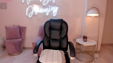    online show from 01-24-25, 04:37