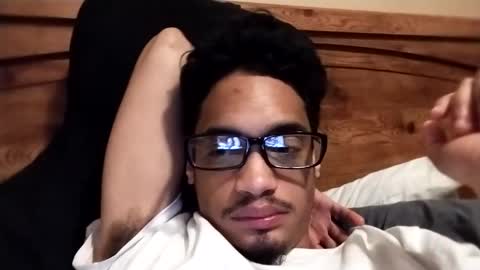 Snapshot of an377432 chatting on 02-22-25, 01:22 an377432 online show from 02-22-25, 01:22