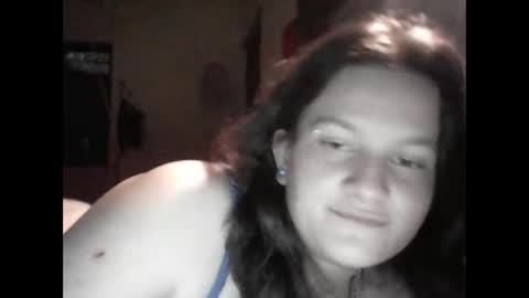 Snapshot of an_e333 chatting on 10-09-25, 06:44 an_e333 online show from 10-09-25, 06:44