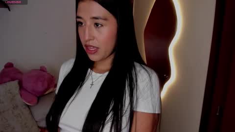 Ana online show from 03-18-26, 09:23