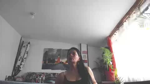 Snapshot of ana_mature_ chatting on 09-23-25, 04:21 Ana online show from 09-23-25, 04:21