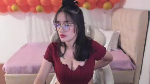 Snapshot of ana_ruuh chatting on 02-23-25, 11:25 Im anna but you can call me as you want online show from 02-23-25, 11:25