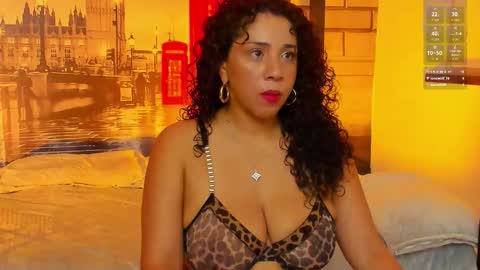 Ana My schedule 0400 - 1600 GMT -5 online show from 11-26-25, 10:16