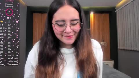 Snapshot of ana_taylor2 chatting on 12-12-24, 11:14 Ana online show from 12-12-24, 11:14