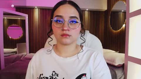 Snapshot of ana_taylor2 chatting on 10-02-25, 07:54 Ana online show from 10-02-25, 07:54