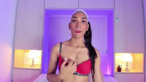 Snapshot of anaacollins_ chatting on 10-25-25, 12:02 anaacollins_ online show from 10-25-25, 12:02