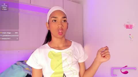 Snapshot of anaacollins_ chatting on 11-26-25, 11:33 anaacollins_ online show from 11-26-25, 11:33