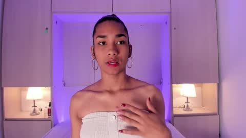 Snapshot of anaacollins_ chatting on 11-28-25, 11:35 anaacollins_ online show from 11-28-25, 11:35