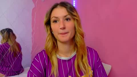 Snapshot of anaayss chatting on 10-17-25, 05:10 anaayss online show from 10-17-25, 05:10