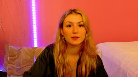 Snapshot of anaayss chatting on 12-01-25, 05:45 anaayss online show from 12-01-25, 05:45