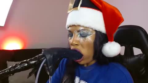 anabel alice gandara  online show from 12-05-24, 07:38