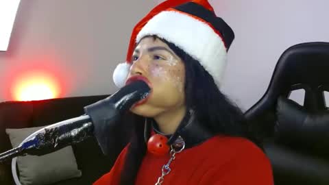anabel alice gandara  online show from 12-16-24, 07:15