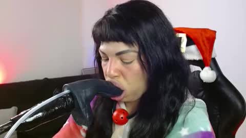 anabel alice gandara  online show from 12-23-24, 07:17