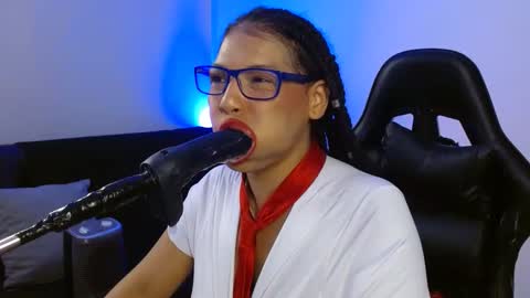 anabel alice gandara  online show from 01-28-25, 07:22