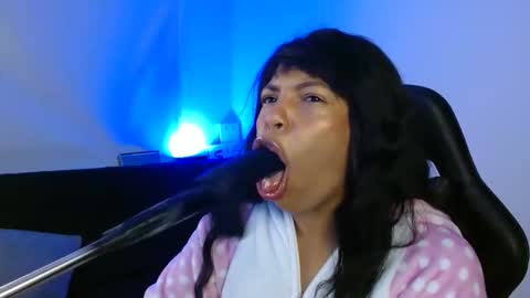 anabel alice gandara  online show from 02-04-25, 08:02