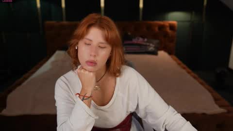 Snapshot of anabel_team054 chatting on 11-06-25, 11:33 PLAYHARD054 online show from 11-06-25, 11:33