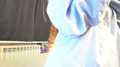 Anna online show from 09-12-25, 02:39