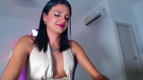Anabella online show from 12-15-24, 02:30