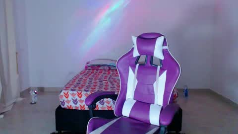 Anabella online show from 12-22-24, 12:50