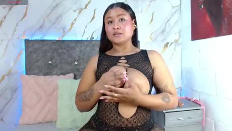 anabelle bluee10 online show from 04-25-26, 06:27