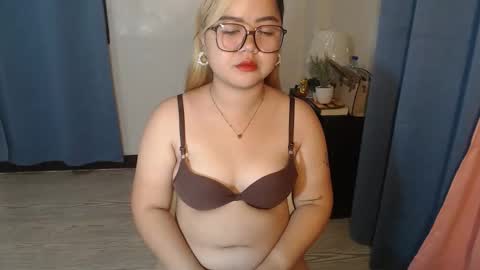 Snapshot of anabelle_pinayx chatting on 03-07-26, 07:33 anabelle_pinayx online show from 03-07-26, 07:33