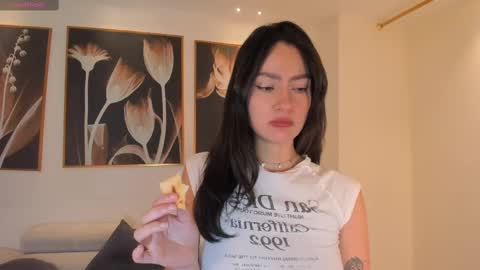 Ana  online show from 02-26-25, 07:31