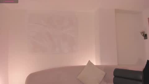 Ana  online show from 11-20-25, 01:33