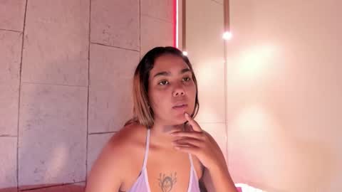 Anna online show from 01-18-26, 05:06