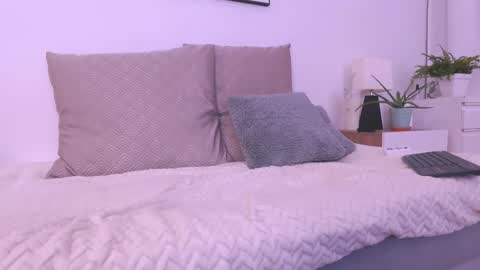 IG Soyanah  online show from 10-18-25, 12:35