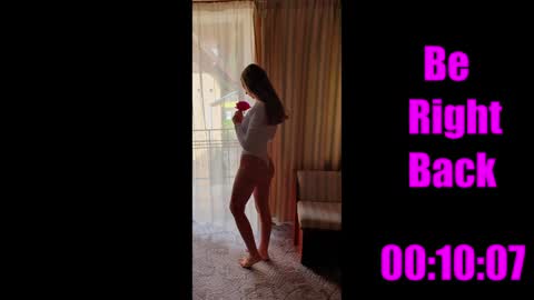 Anahi online show from 12-14-24, 08:34