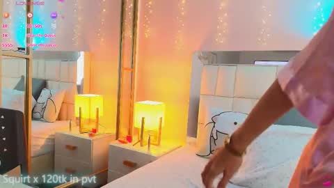 Anahi  online show from 02-04-26, 07:53