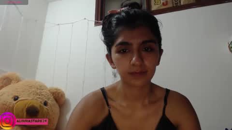 Anahi Browns online show from 02-06-25, 02:44