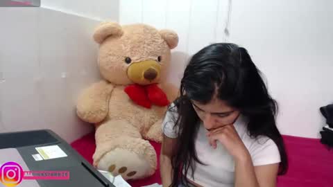 Anahi Browns online show from 10-08-25, 07:00