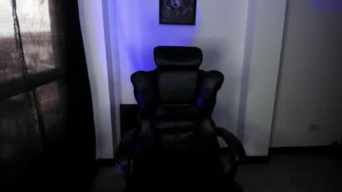  Callme Mistress Ani  online show from 09-17-25, 06:53