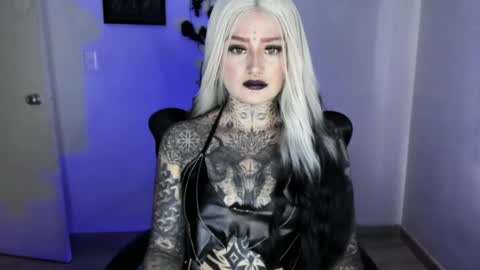 Snapshot of anai_gomez chatting on 05-25-26, 05:41 Callme Mistress Ani online show from 05-25-26, 05:41