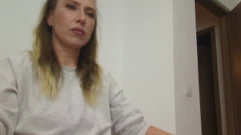 Snapshot of anaid_blaze2 chatting on 11-04-25, 03:44 anaid_blaze2 online show from 11-04-25, 03:44