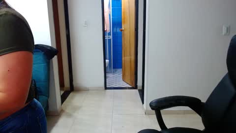 Snapshot of anaids_dam chatting on 01-24-25, 02:49 anaids online show from 01-24-25, 02:49