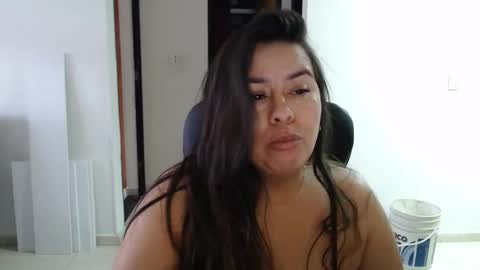 Snapshot of anaids_dam chatting on 10-12-25, 12:26 anaids online show from 10-12-25, 12:26