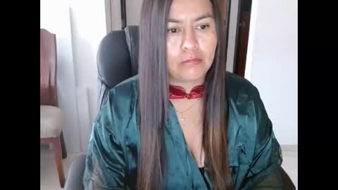 Snapshot of anaids_dam chatting on 11-09-25, 02:26 anaids online show from 11-09-25, 02:26