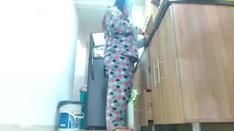 Snapshot of anaids_dam chatting on 11-23-25, 03:12 anaids online show from 11-23-25, 03:12