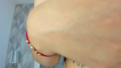   online show from 01-11-25, 11:34