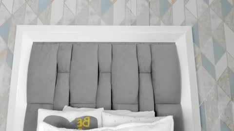   online show from 10-17-25, 11:46