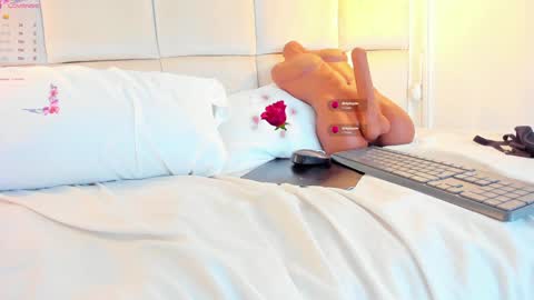 Snapshot of anaisclarkx chatting on 01-21-25, 02:26  Anais clark  online show from 01-21-25, 02:26