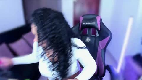      help me to get 100 thumps up  online show from 12-05-24, 11:27