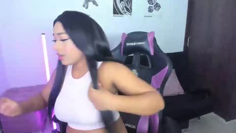      help me to get 100 thumps up  online show from 02-11-25, 10:48