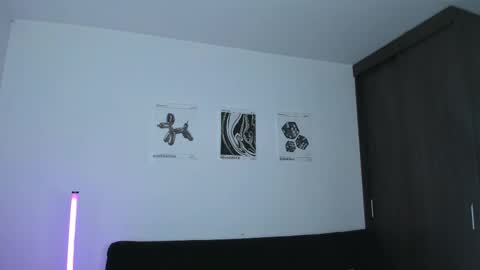      help me to get 100 thumps up  online show from 02-11-25, 01:51