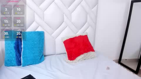 Snapshot of analia18_ chatting on 11-07-25, 01:44 analia18 online show from 11-07-25, 01:44