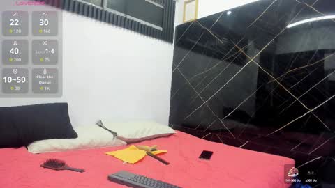 Analia smith online show from 10-19-25, 03:29