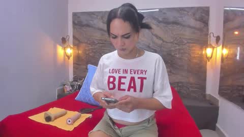 Analia smith online show from 02-10-26, 04:05