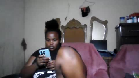 Snapshot of analslut1987 chatting on 01-19-25, 01:43 analslut1987 online show from 01-19-25, 01:43